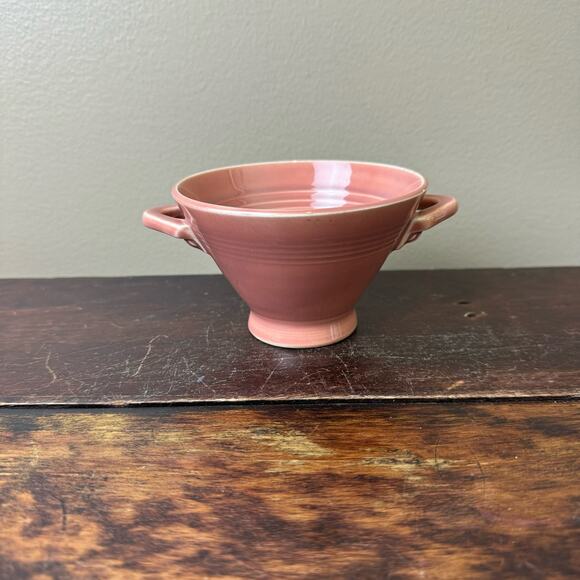 Vintage 1940s Harlequin Homer Laughlin Rose Sugar Bowl‎ Art Deco Handles - Picture 1 of 6